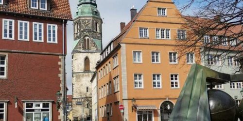 xr:d:DAFBm9bqfy0:644,j:6178236996587472555,t:24040808